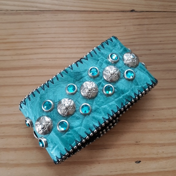 Jewelry - Turquoise Rhinestone & Rivet Snap Cuff